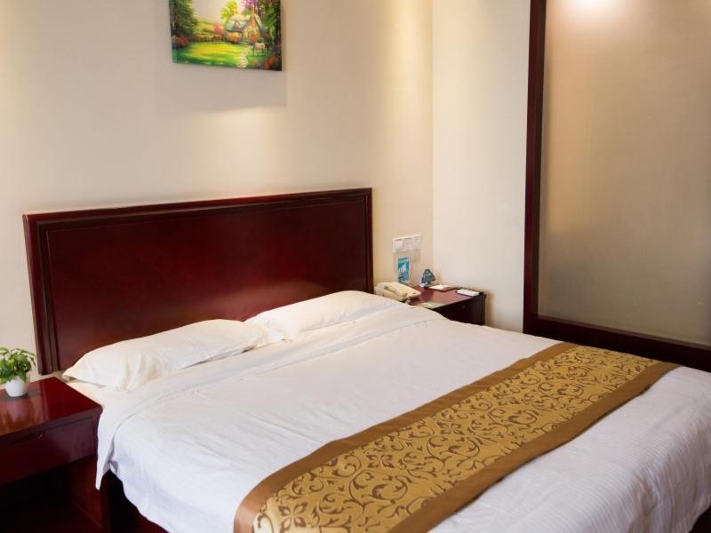 Greentree Inn Anhui Guangde Zhongyang Lecheng Business Hotel Dış mekan fotoğraf