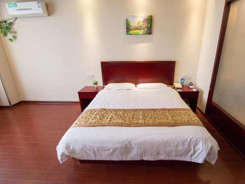 Greentree Inn Anhui Guangde Zhongyang Lecheng Business Hotel Dış mekan fotoğraf